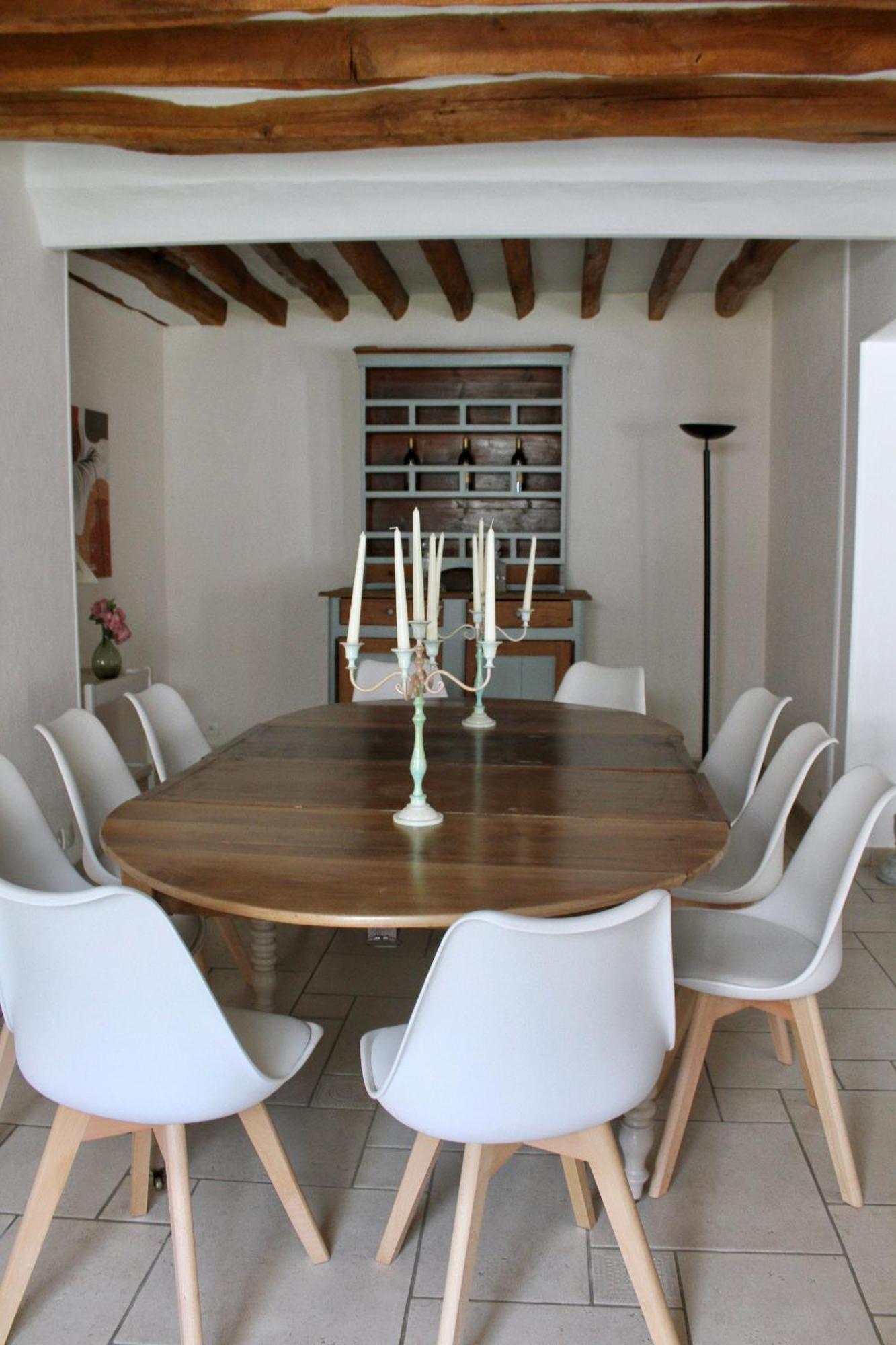 Chambres A La Maison Hermitage Aincourt Exterior photo